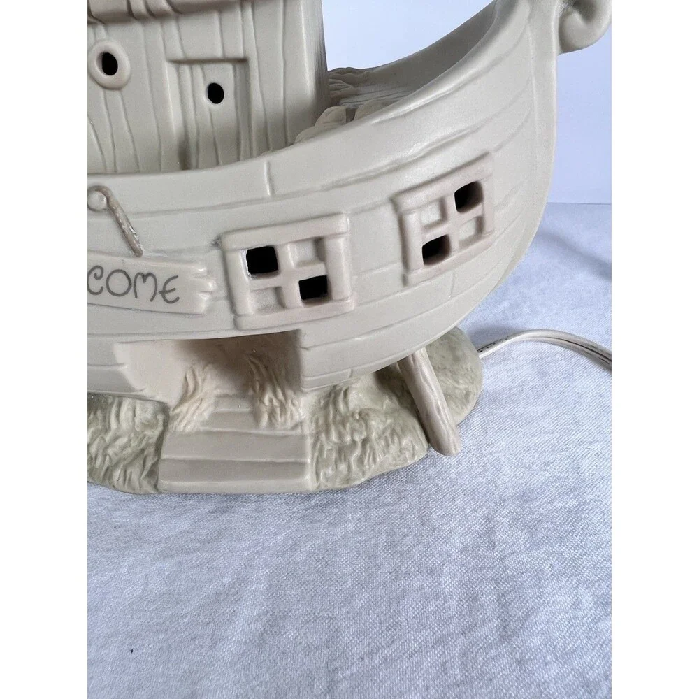 Noah's Ark Nightlight Vintage Precious Moments 2 by 2 Porcelain (Please‎ Read)